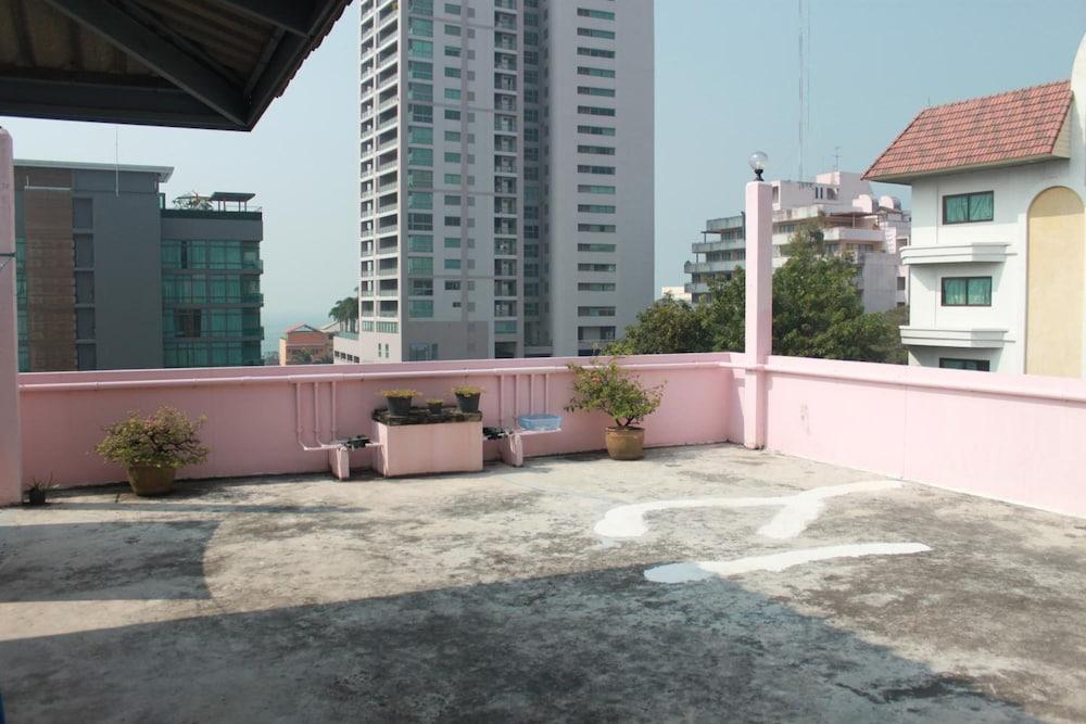 Soi 5 Apartment Паттайя Экстерьер фото